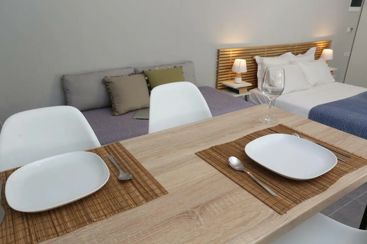 Apartment Polychrono Suite 2